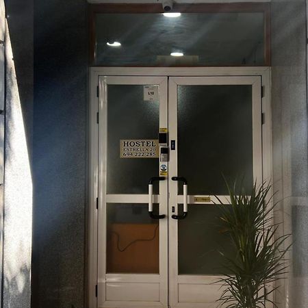 Hostel Estrella 20 Madryt Zewnętrze zdjęcie